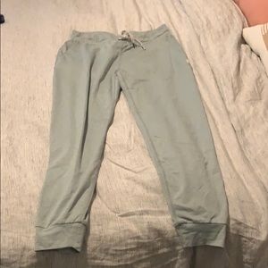 vuori sweatpants/joggers in sage